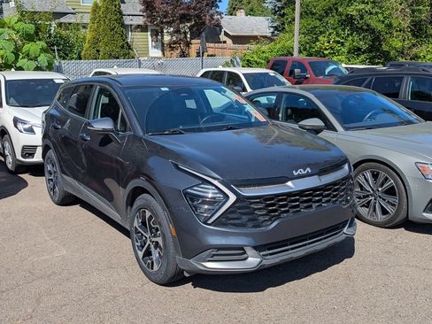 Used 2024 Kia Sportage EX FWD image 8