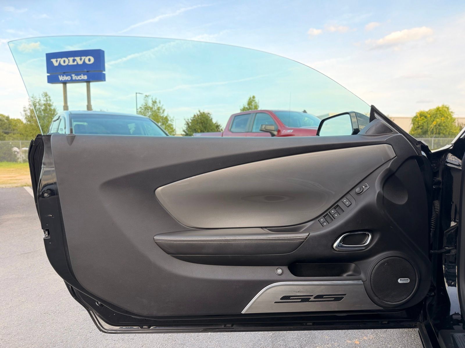 Used 2014 Chevrolet Camaro SS w/ RS Package RWD image 37