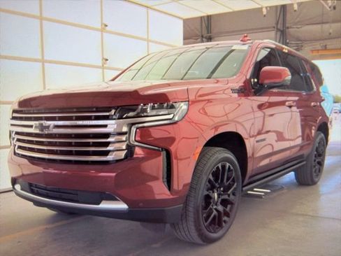 Used 2023 Chevrolet Tahoe High Country image 5
