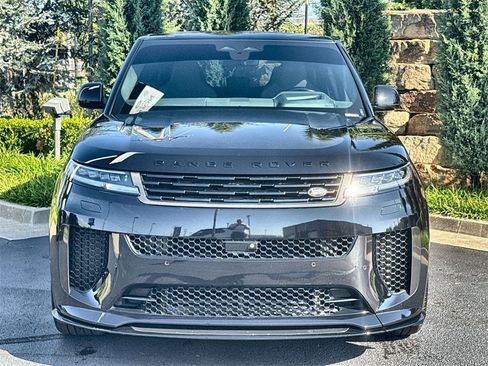 Used 2025 Land Rover Range Rover Sport SV Edition Two image 8