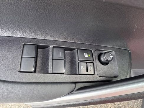 Certified 2026 Toyota Corolla Cross SE image 16