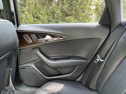 Used 2018 Audi A4 2.0T Premium w/ Convenience Package image 16