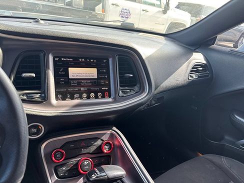 Used 2016 Dodge Challenger SXT w/ Blacktop Package RWD image 12