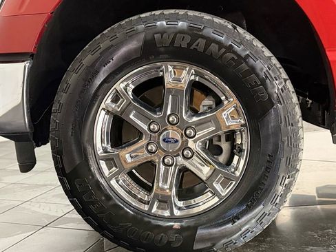 Used 2023 Ford F150 Lariat image 17