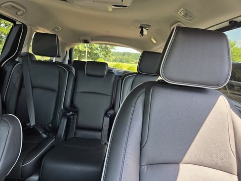 Certified 2025 Honda Odyssey Touring image 46