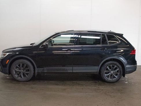 Used 2024 Volkswagen Tiguan SE AWD/4WD image 7