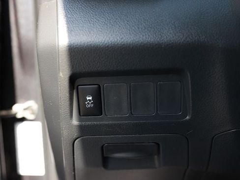 Used 2010 Toyota Matrix FWD image 43