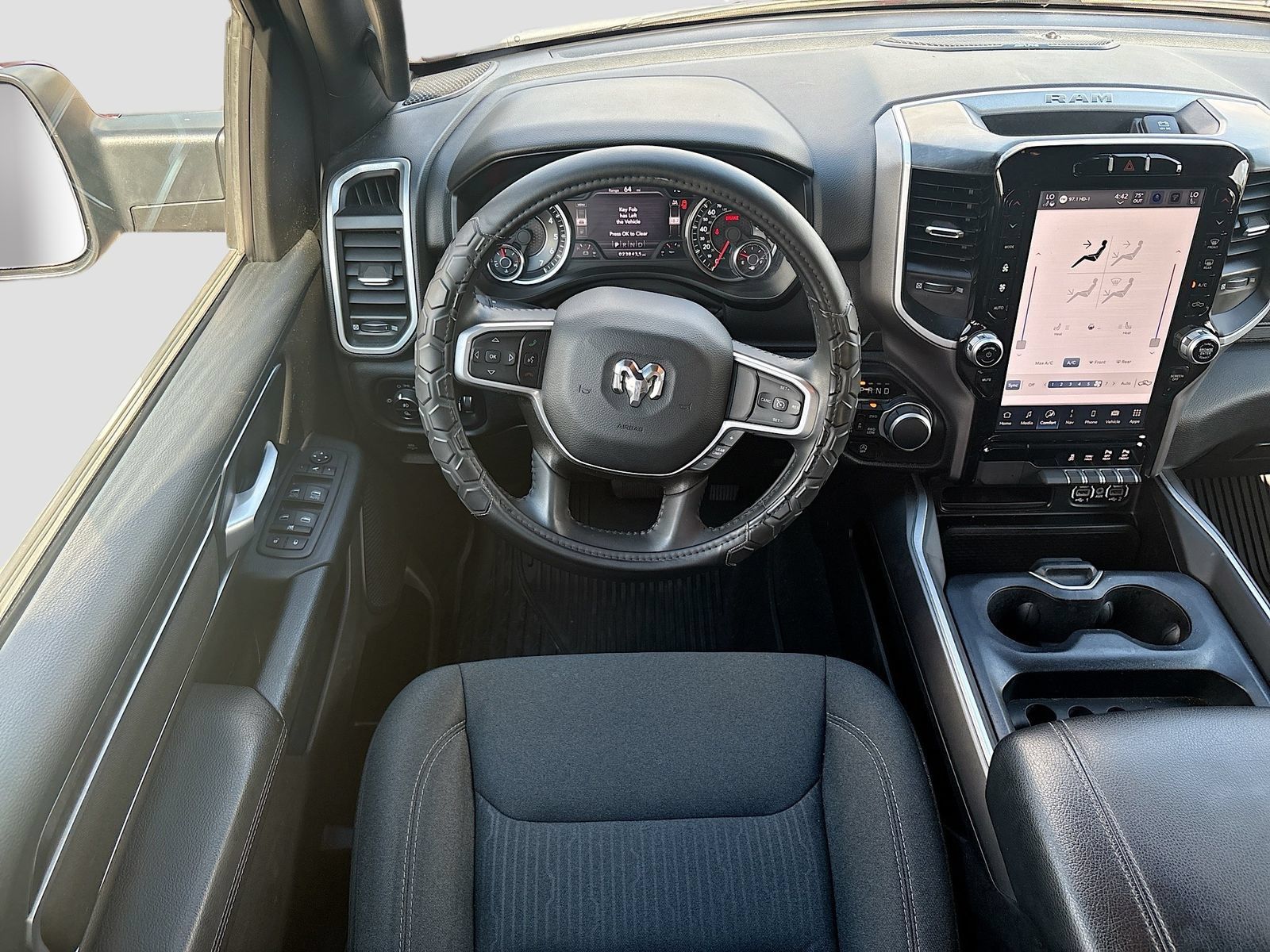 Used 2023 RAM 1500 Lone Star AWD/4WD image 21