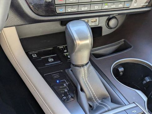 Used 2022 Lexus RX 350 FWD w/ Premium Package image 17