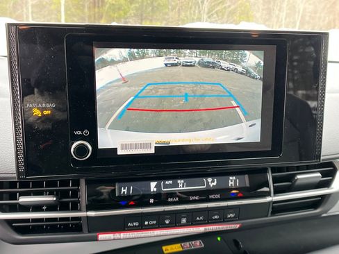 New 2026 Toyota Sienna LE image 19