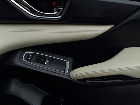 Used 2023 Subaru Ascent Limited image 23