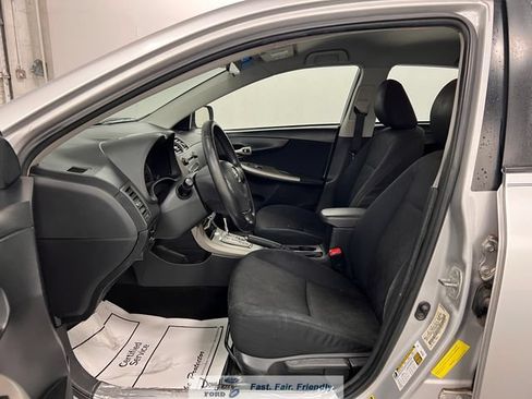 Used 2010 Toyota Corolla S FWD image 23