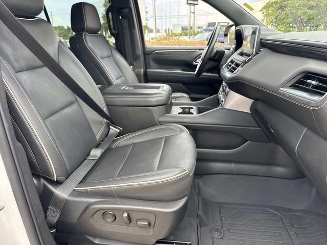 Used 2022 GMC Yukon SLT w/ SLT Premium Package RWD image 11