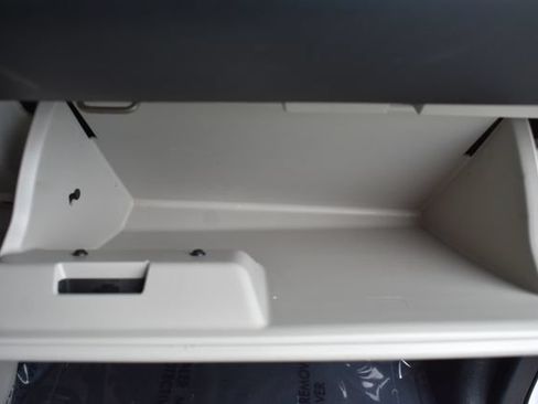 Used 2019 Dodge Grand Caravan SXT FWD image 43