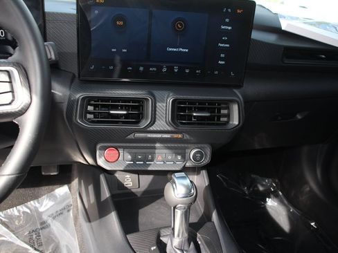 Certified 2025 Ford Mustang Convertible RWD image 18