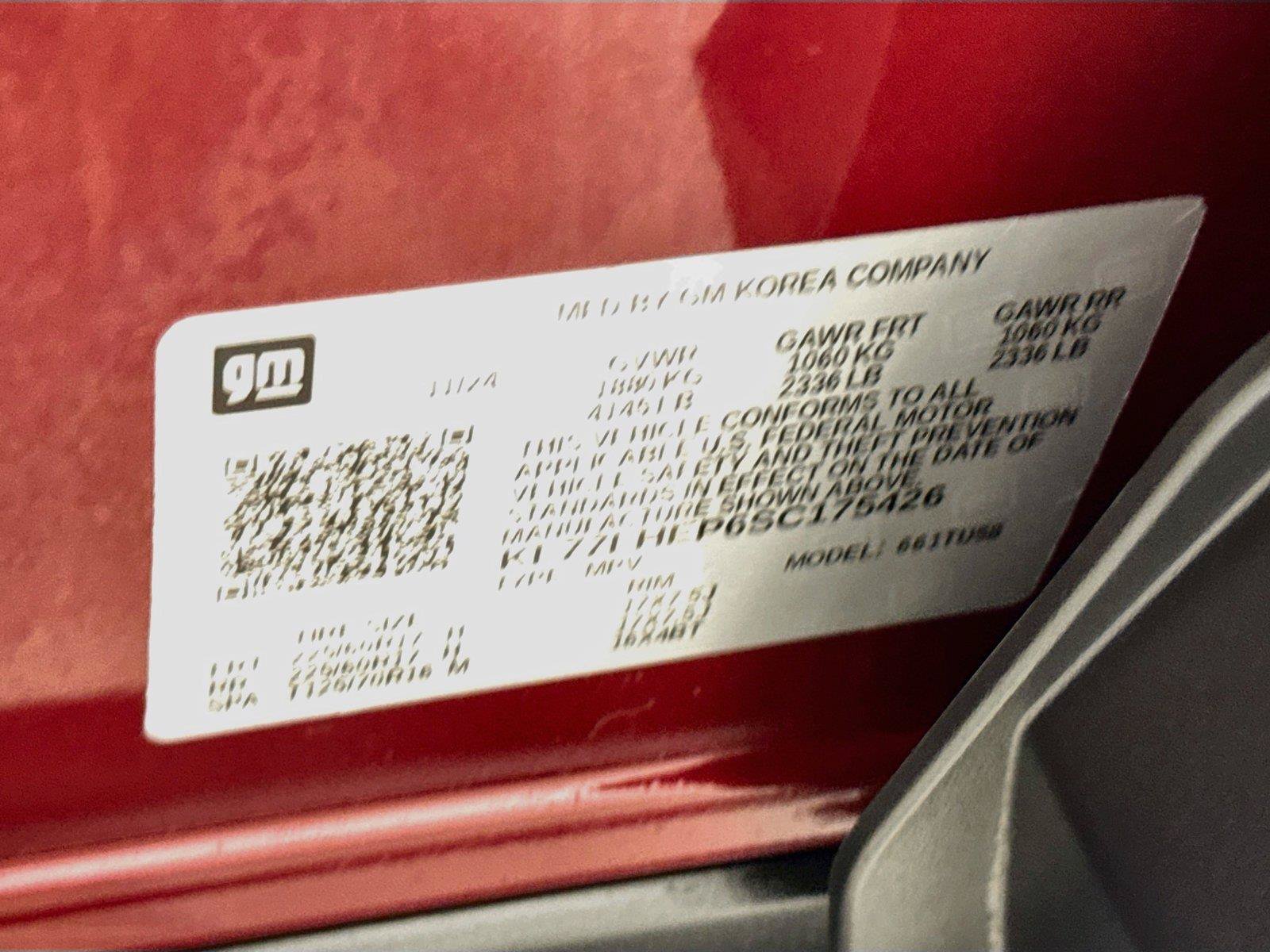 Used 2025 Chevrolet Trax LT FWD image 28