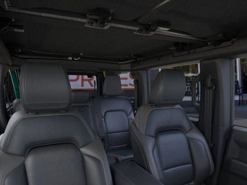 New 2025 Ford Bronco Outer Banks AWD/4WD image 13