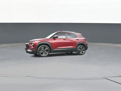 Used 2025 Chevrolet TrailBlazer LT w/ LT Cold Weather Package image 55