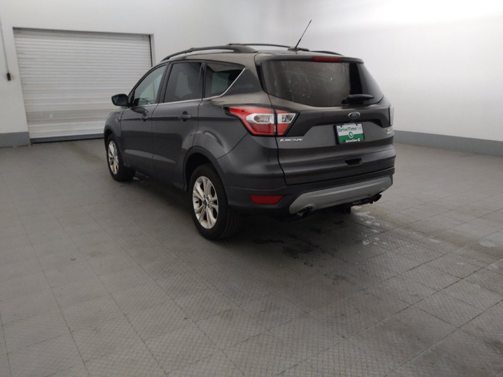 Used 2018 Ford Escape SE FWD image 5