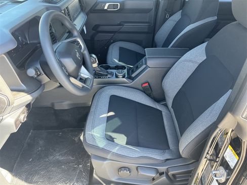 New 2025 Ford Bronco 4-Door w/ Sasquatch Package image 16