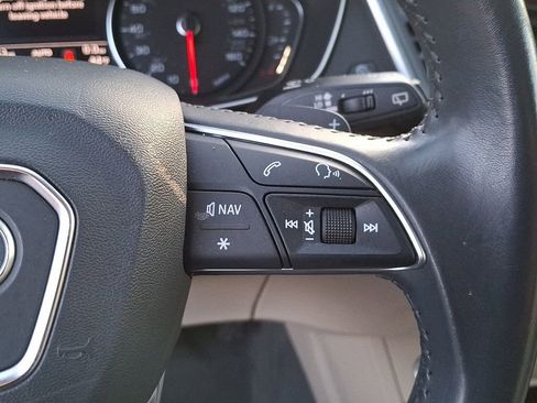 Used 2019 Audi Q5 2.0T Premium w/ Convenience Package image 23