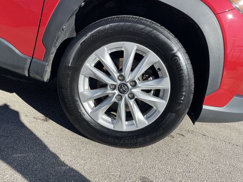 Certified 2023 Toyota Corolla Cross LE image 11