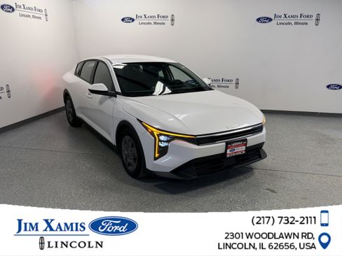 Used 2025 Kia K4 FWD image 1