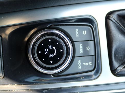 Used 2021 Nissan Maxima 3.5 SV w/ Floor Mat Group image 32