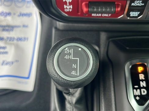 New 2025 Jeep Wrangler Unlimited Rubicon w/ Steel Bumper Group image 22