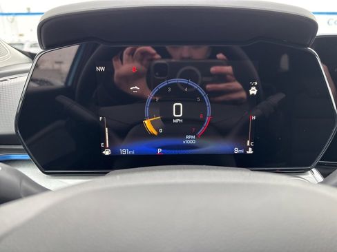 New 2026 Chevrolet Trax LT w/ Driver Confidence Package image 13