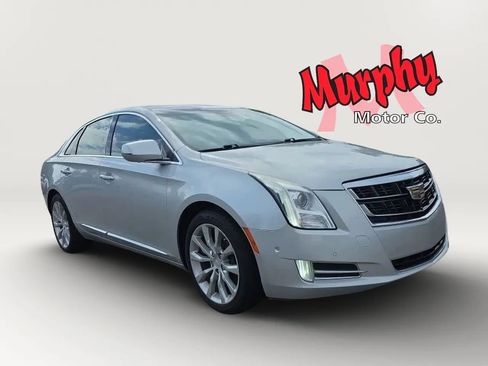 Used 2017 Cadillac XTS Luxury w/ Driver Awareness Package FWD image 3