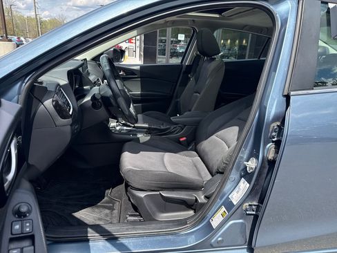 Used 2016 MAZDA MAZDA3 i Touring FWD image 22