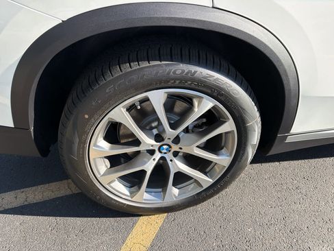 New 2026 BMW X5 xDrive40i image 9