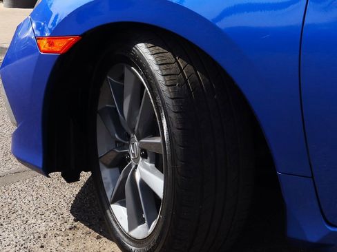 Used 2019 Honda Civic EX image 6