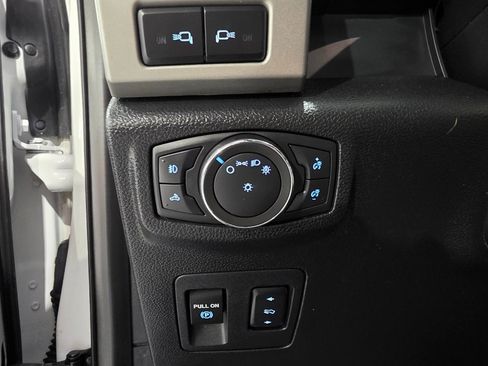 Used 2018 Ford F150 Lariat w/ Equipment Group 502A Luxury image 38