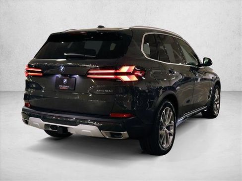 New 2026 BMW X5 xDrive50e AWD/4WD image 2