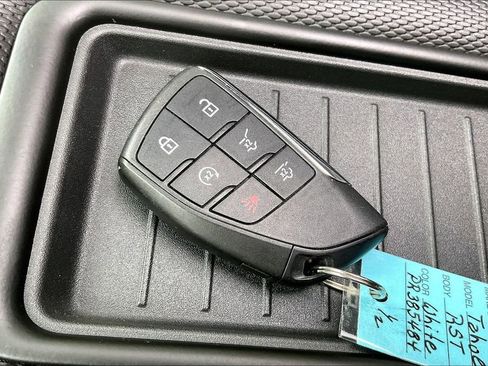 Used 2023 Chevrolet Tahoe RST image 11