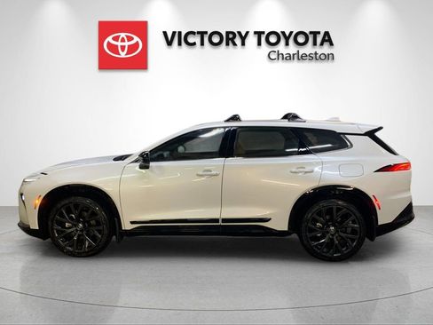 New 2026 Toyota Crown Signia image 2