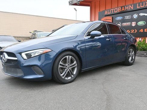 Used 2020 Mercedes-Benz A 220 image 3