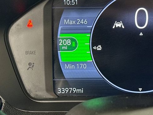 Used 2023 Chevrolet Bolt LT image 18