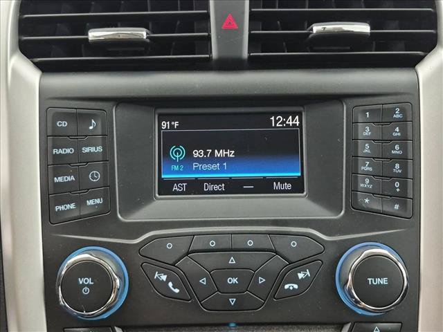 Used 2015 Ford Fusion SE FWD image 17
