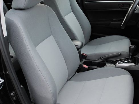 Used 2014 Toyota Corolla L image 21