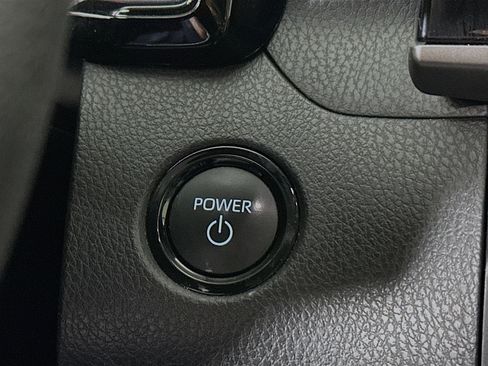 Used 2025 Toyota Camry LE image 20