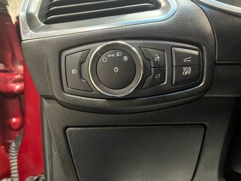 Used 2019 Ford Edge Titanium w/ Equipment Group 301A image 15