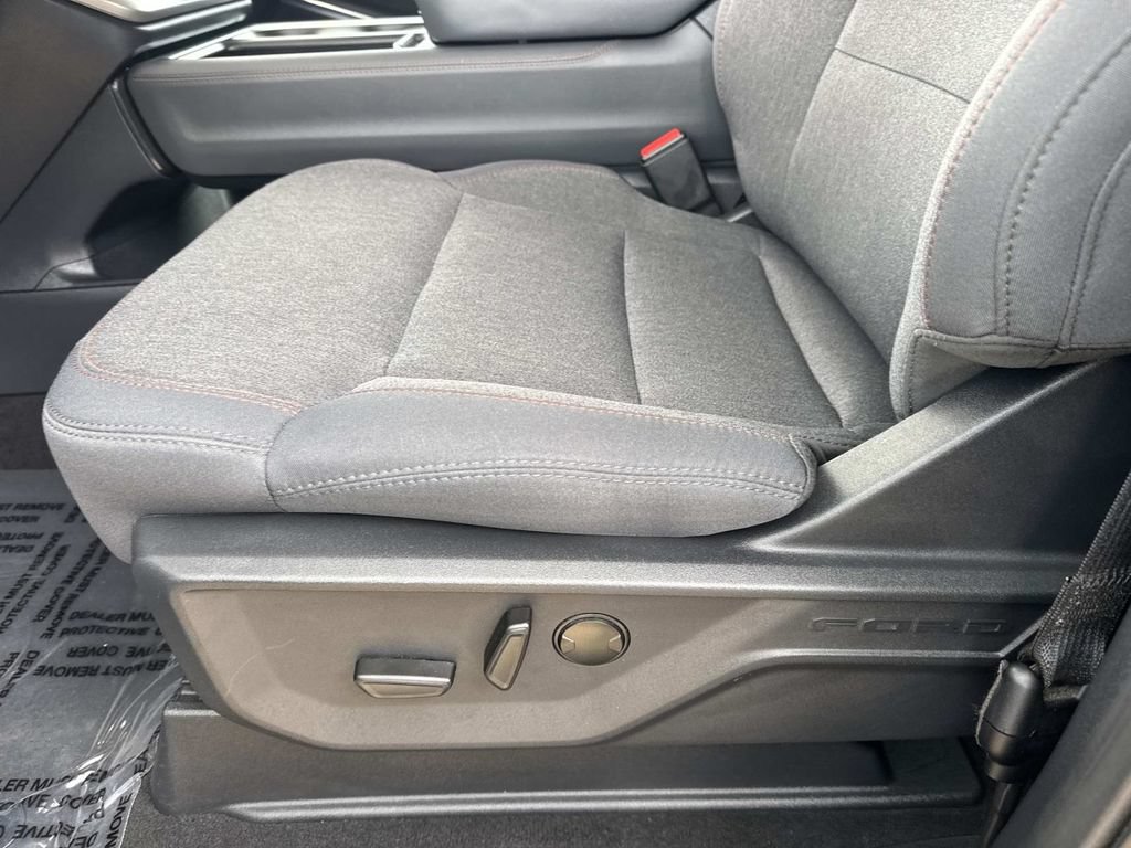 Certified 2025 Ford Expedition Max Active RWD image 18