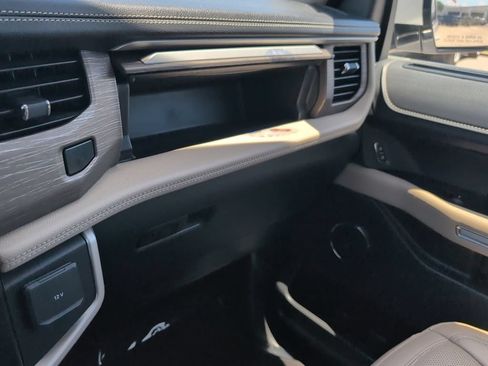 Certified 2024 Ford Expedition Limited AWD/4WD image 27