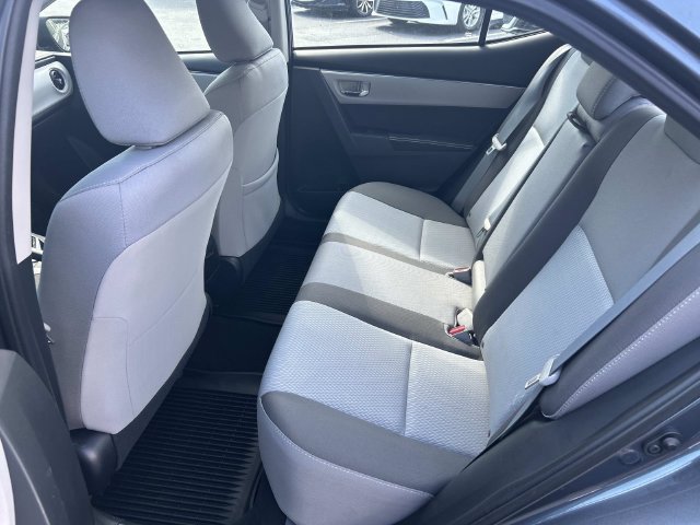Used 2017 Toyota Corolla LE w/ Carpet Mat Package (TMS) FWD image 15