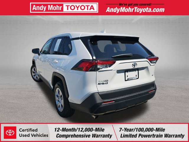 Certified 2025 Toyota RAV4 LE FWD image 5