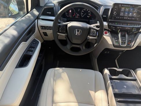 New 2026 Honda Odyssey EX-L image 11