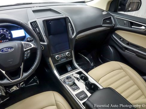 Used 2024 Ford Edge SEL w/ Convenience Package AWD/4WD image 16
